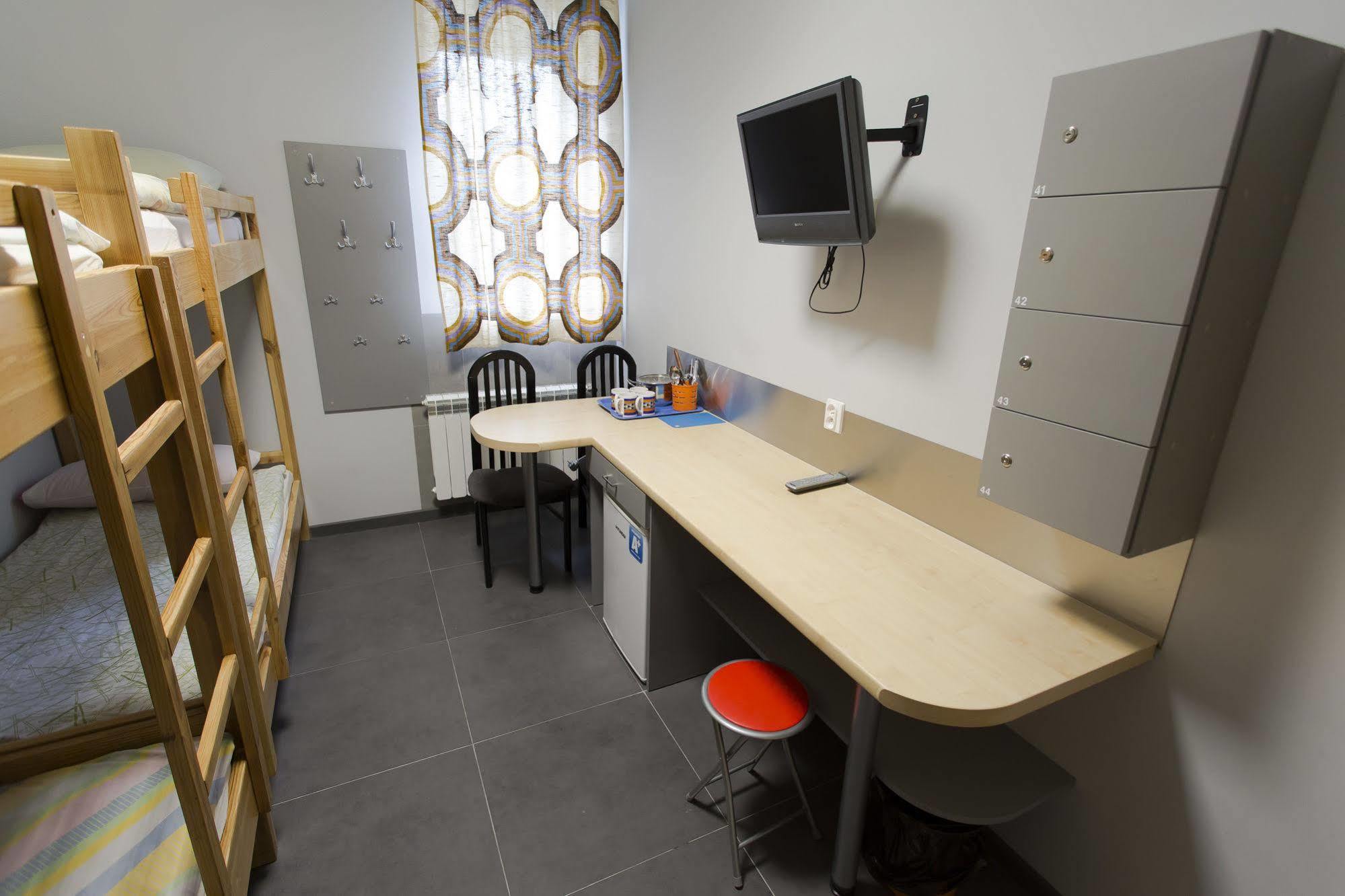 Hostel Siennicka Varşova Dış mekan fotoğraf