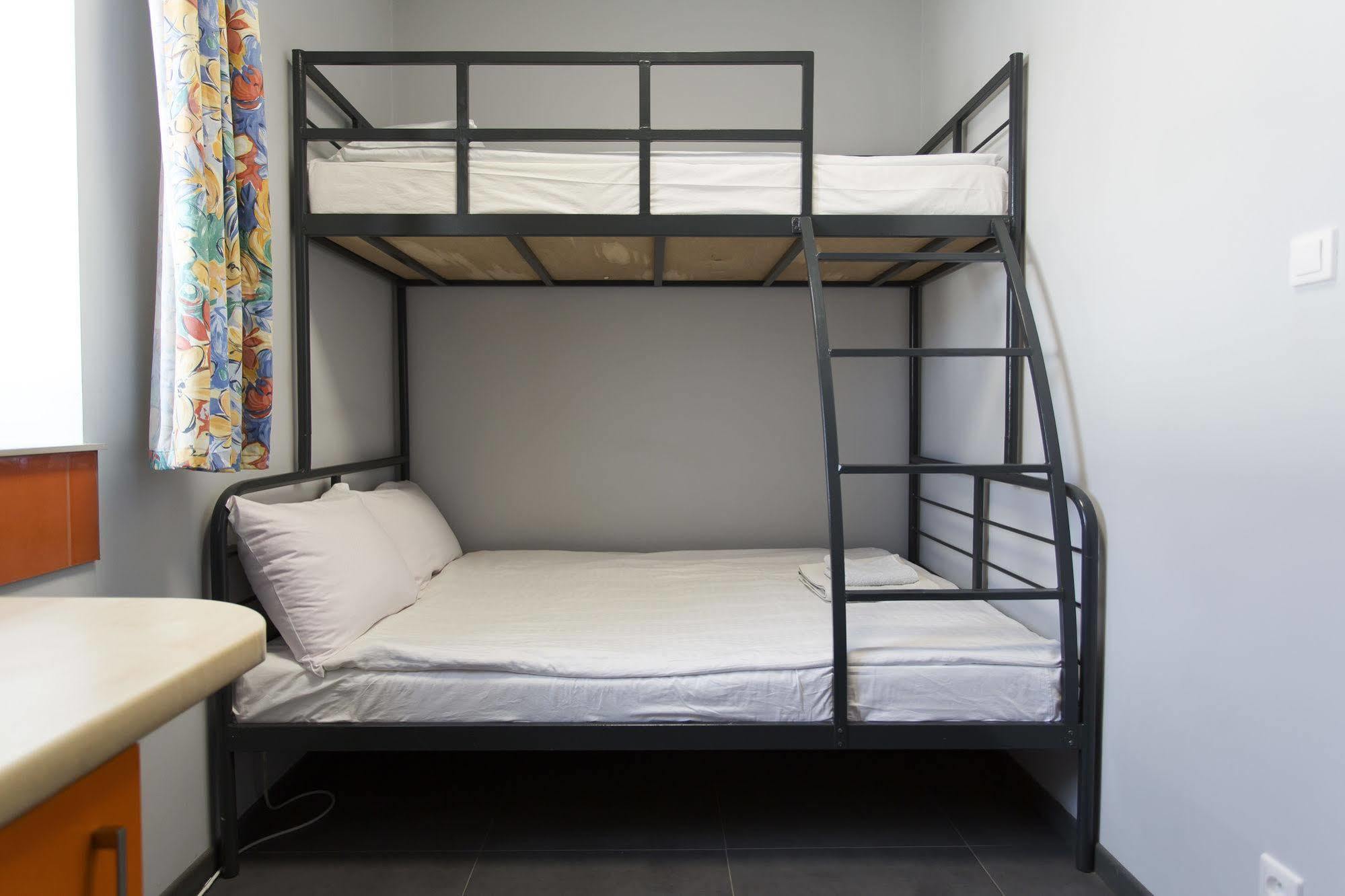 Hostel Siennicka Varşova Dış mekan fotoğraf
